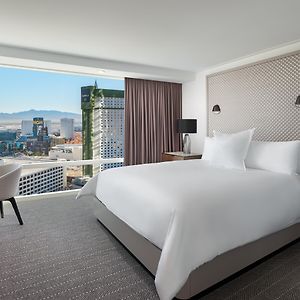Corner Suite Strip View
